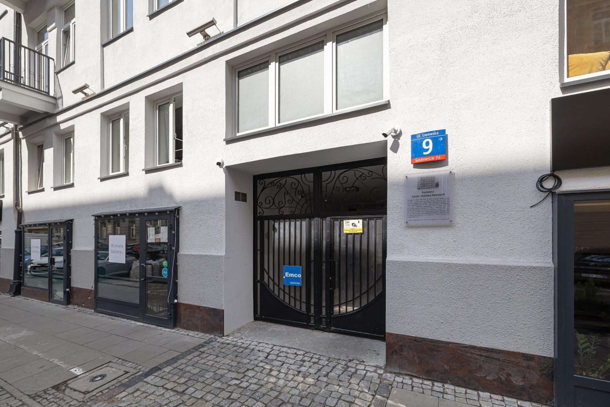 Lwowska 9 - Cozy & Comfortable By Renters Apartment *